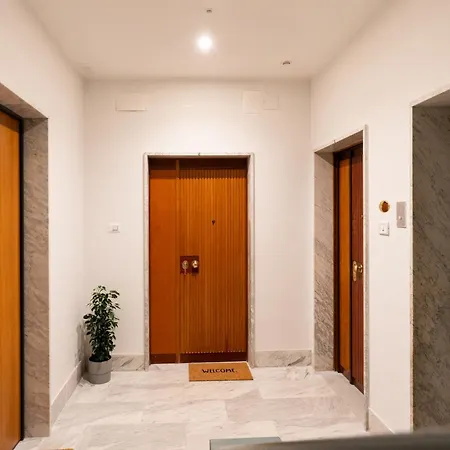 Garibaldi 23 By Barbarhouse *