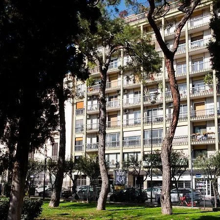 Garibaldi 23 By Barbarhouse בארי
